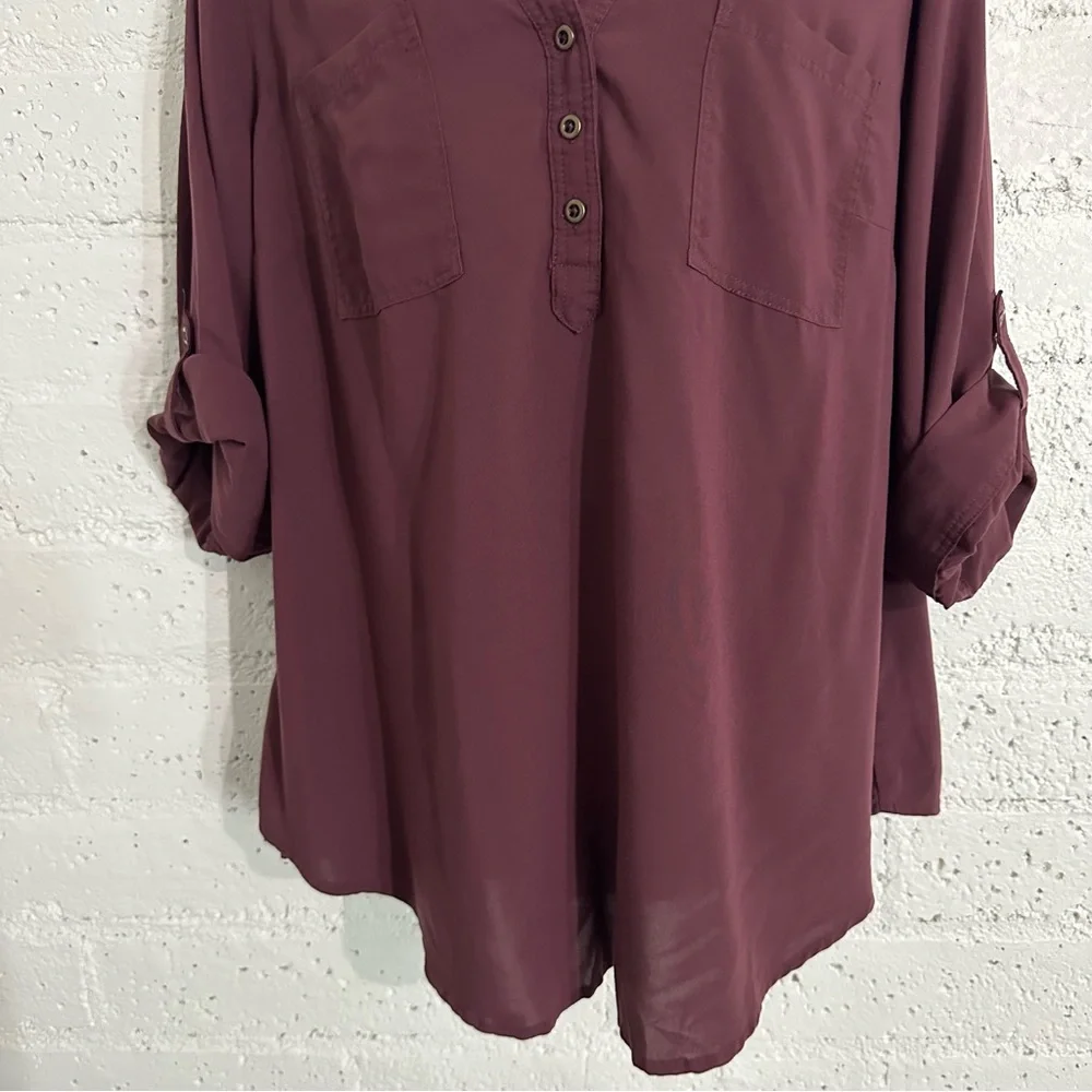 Torrid Women’s Plus Top 3 (3X) Red Harper Tab Sleeve Tunic Rayon Blend BO16 - Picture 4 of 6